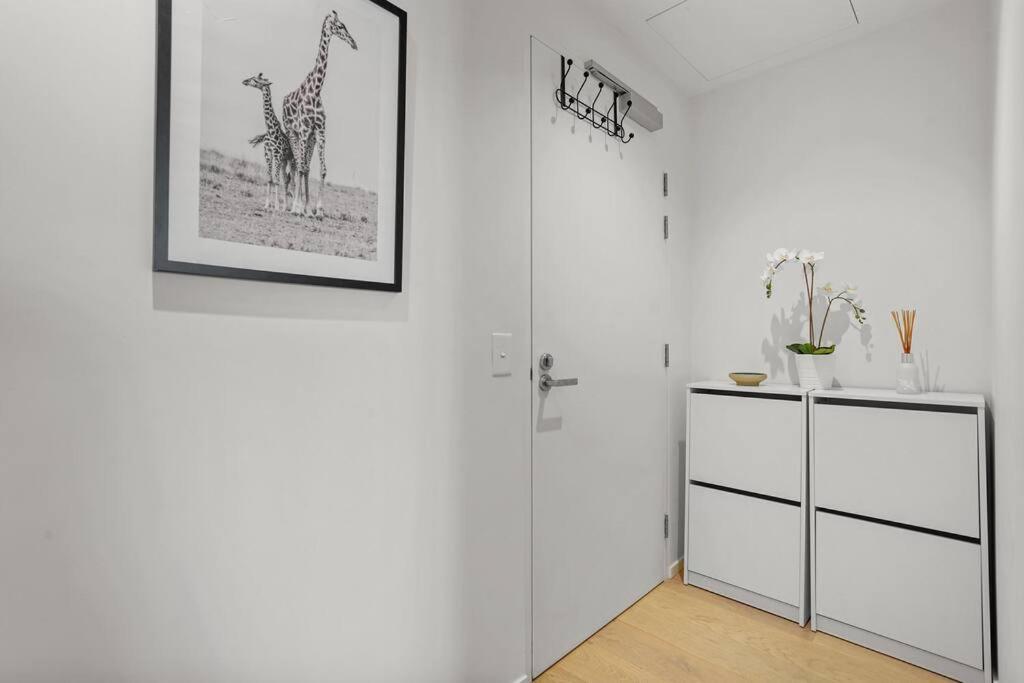 Heart Of The Ocean- Bay & Views 2b2b Apartment Melbourne