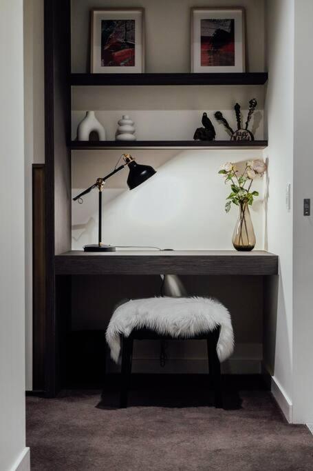Apartment Delicated Loft In 2bed 2.5bath 2carpark Melbourne