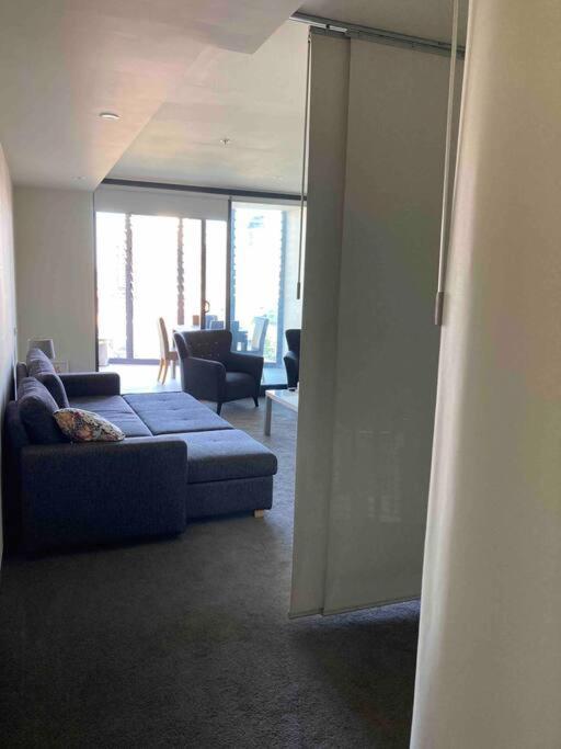 Stylish , Cbd , Views * Melbourne