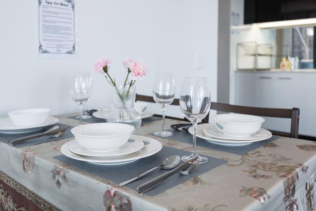 Apartment Skyview 2bd2bath Apt+parking In Mel Cbd Melbourne