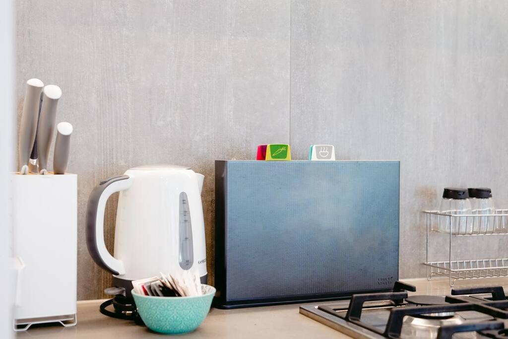 Apartment Steps To Rmit Uni & A Range Of Life 2b2b *
