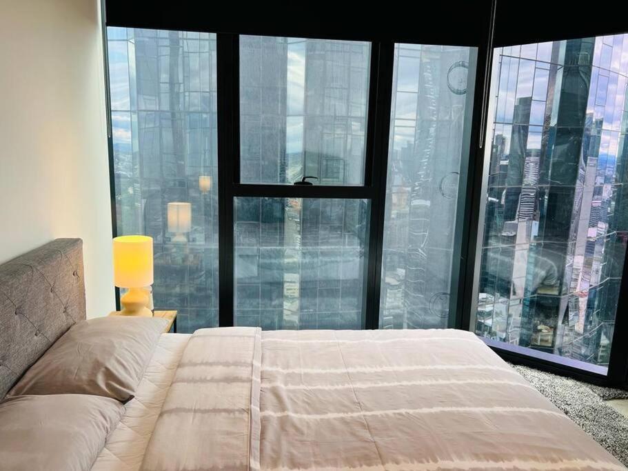 2 Bedroom Square Apartment