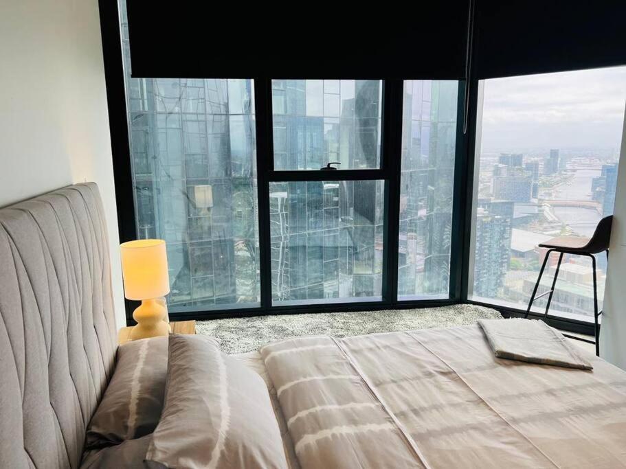 2 Bedroom Square *