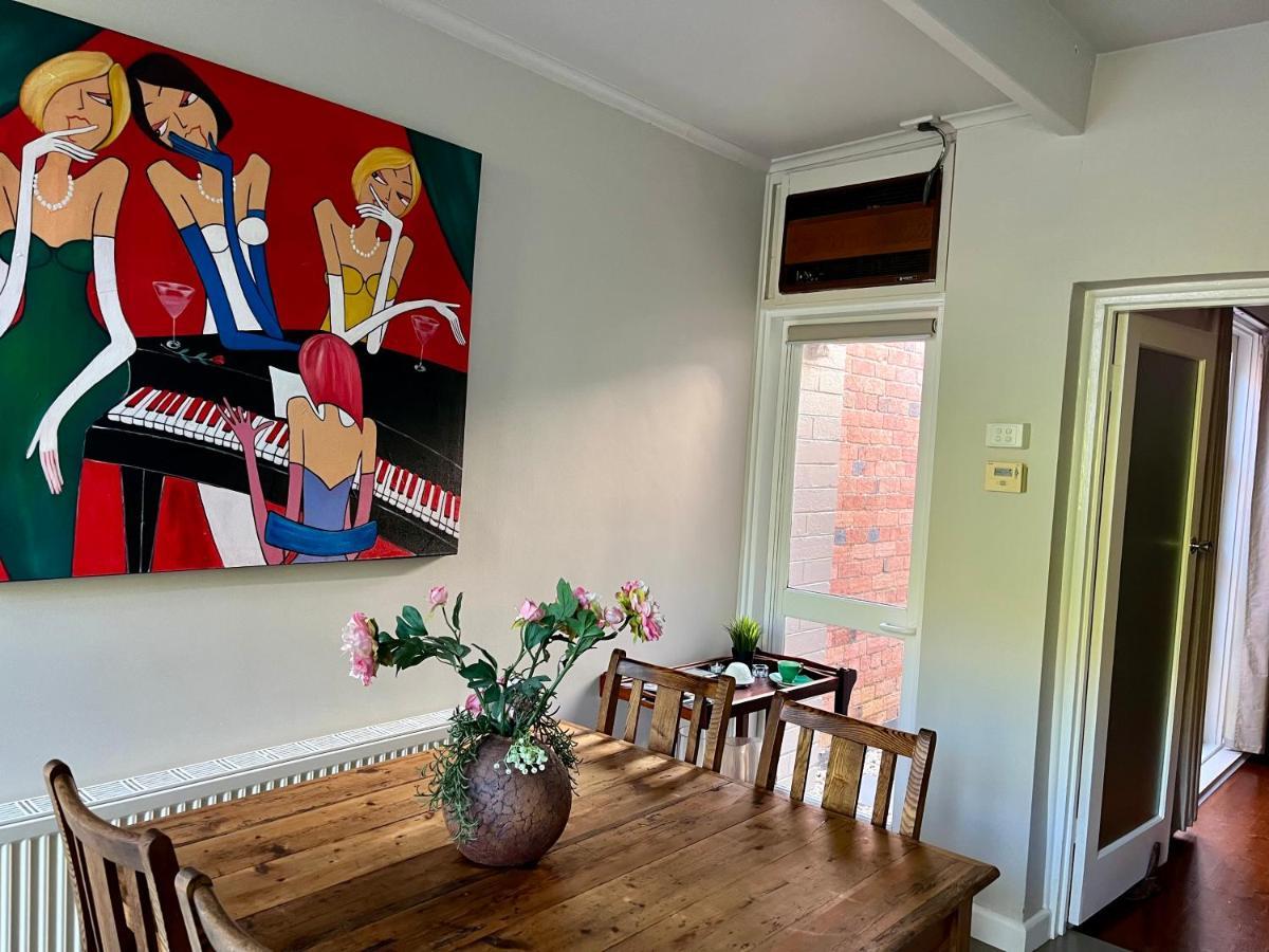 Lovely Victorian Terrace - Entire *