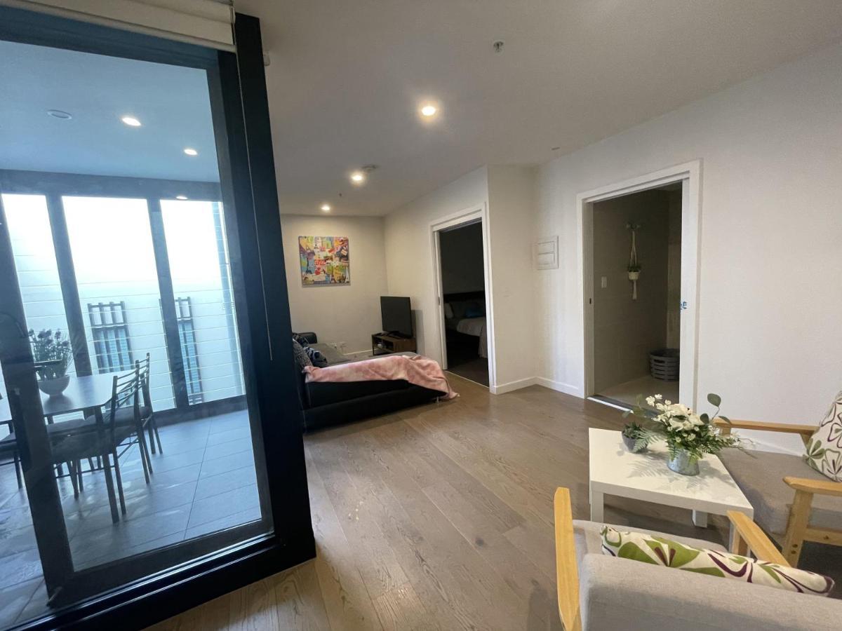 Modern 1bd W Free Parking In Brunswick Melbourne