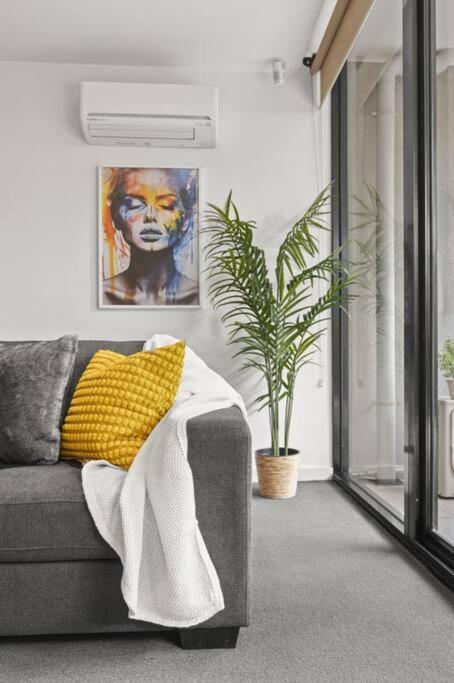 Ink Echelon Escape Apartamento