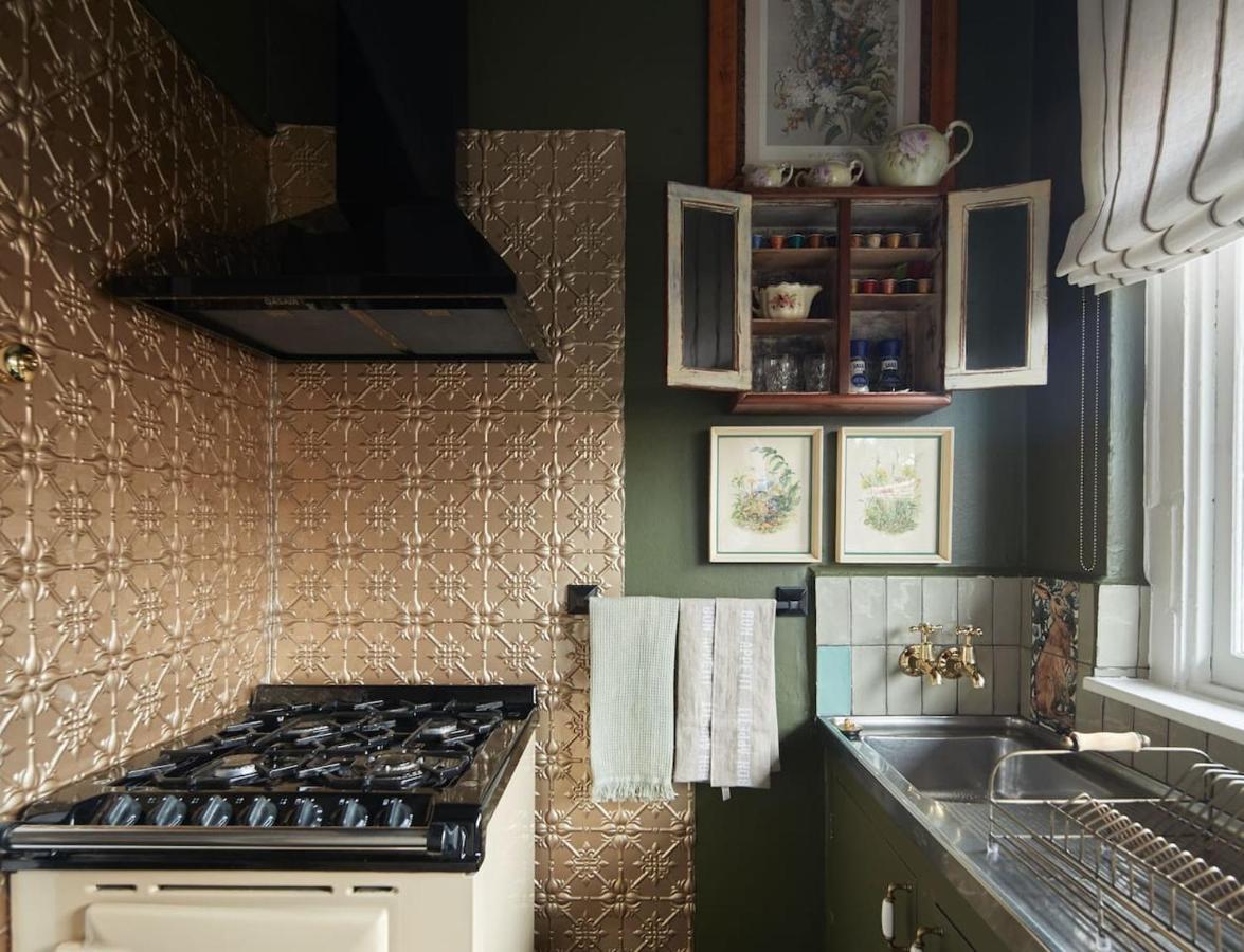 Chateau Marmont - Kildare's Architectural Treasure * Melbourne