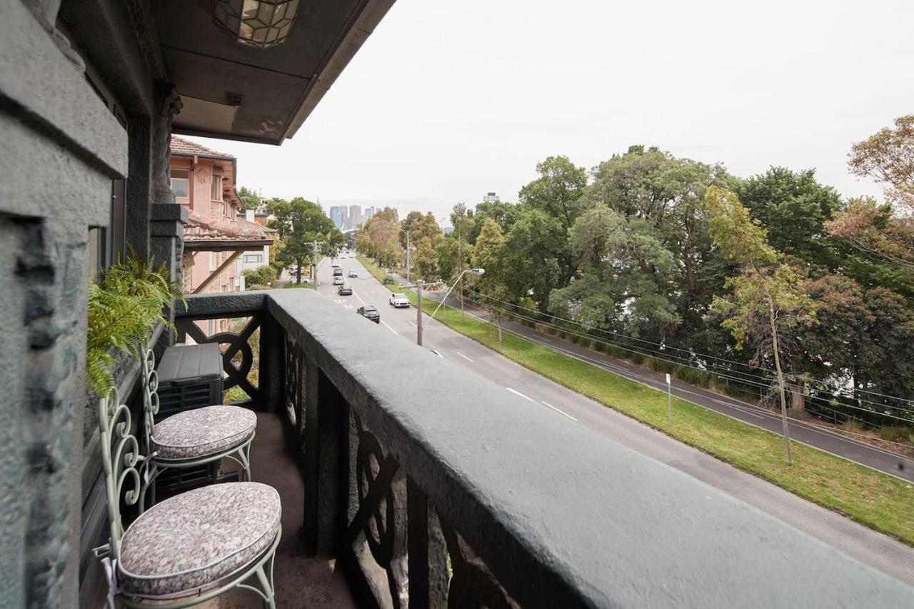Chateau Marmont - Kildare's Architectural Treasure Melbourne