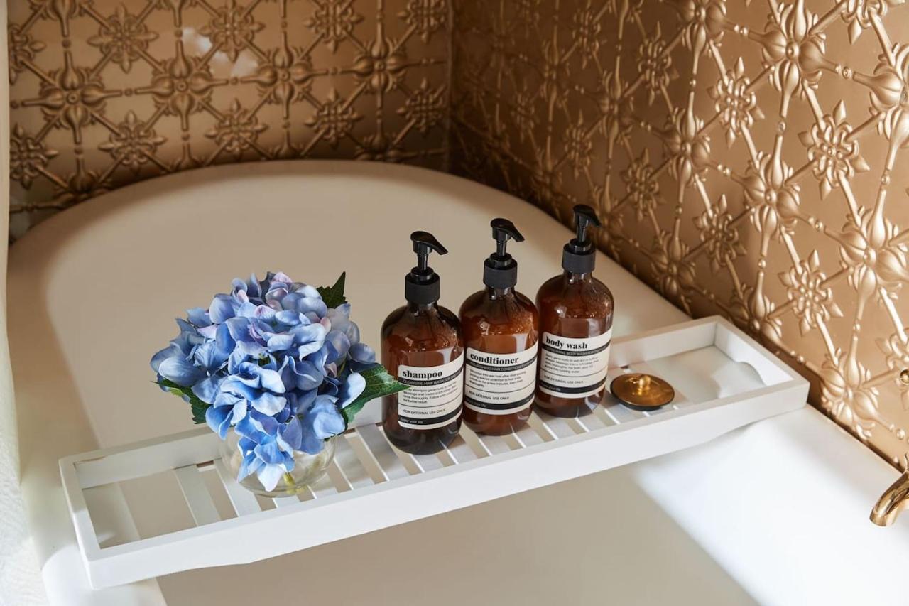 Apartamento Chateau Marmont - Kildare's Architectural Treasure *