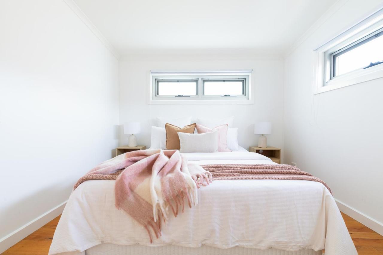 Elwood Star- Beachside Retreat Holiday home *