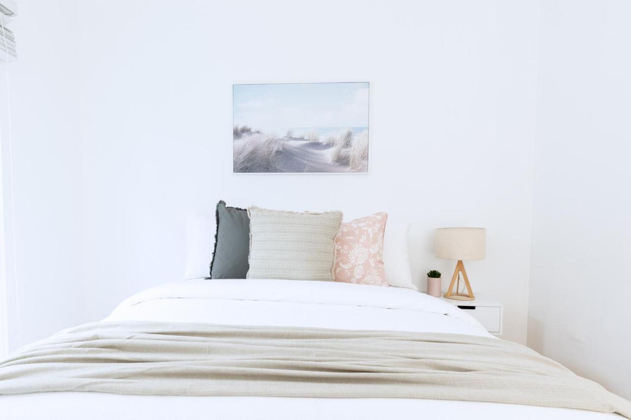 Elwood Star- Beachside Retreat *