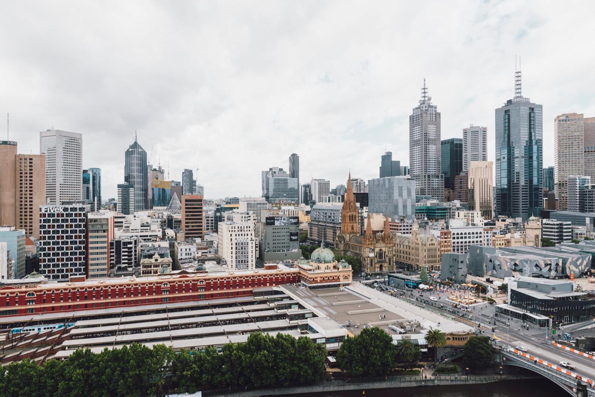Quay West 5* Melbourne