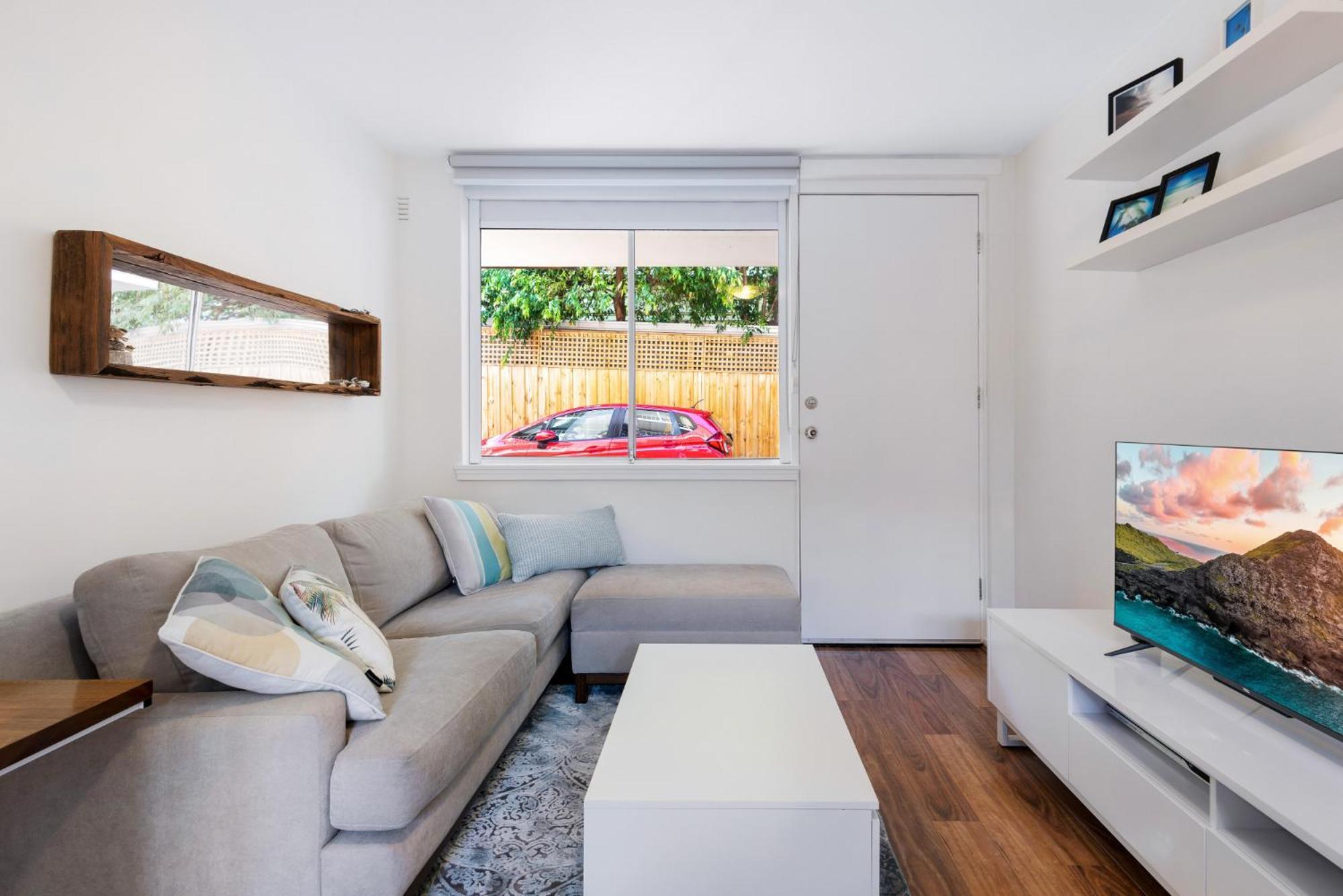 Snug St Kilda With Private Courtyard Apartamento