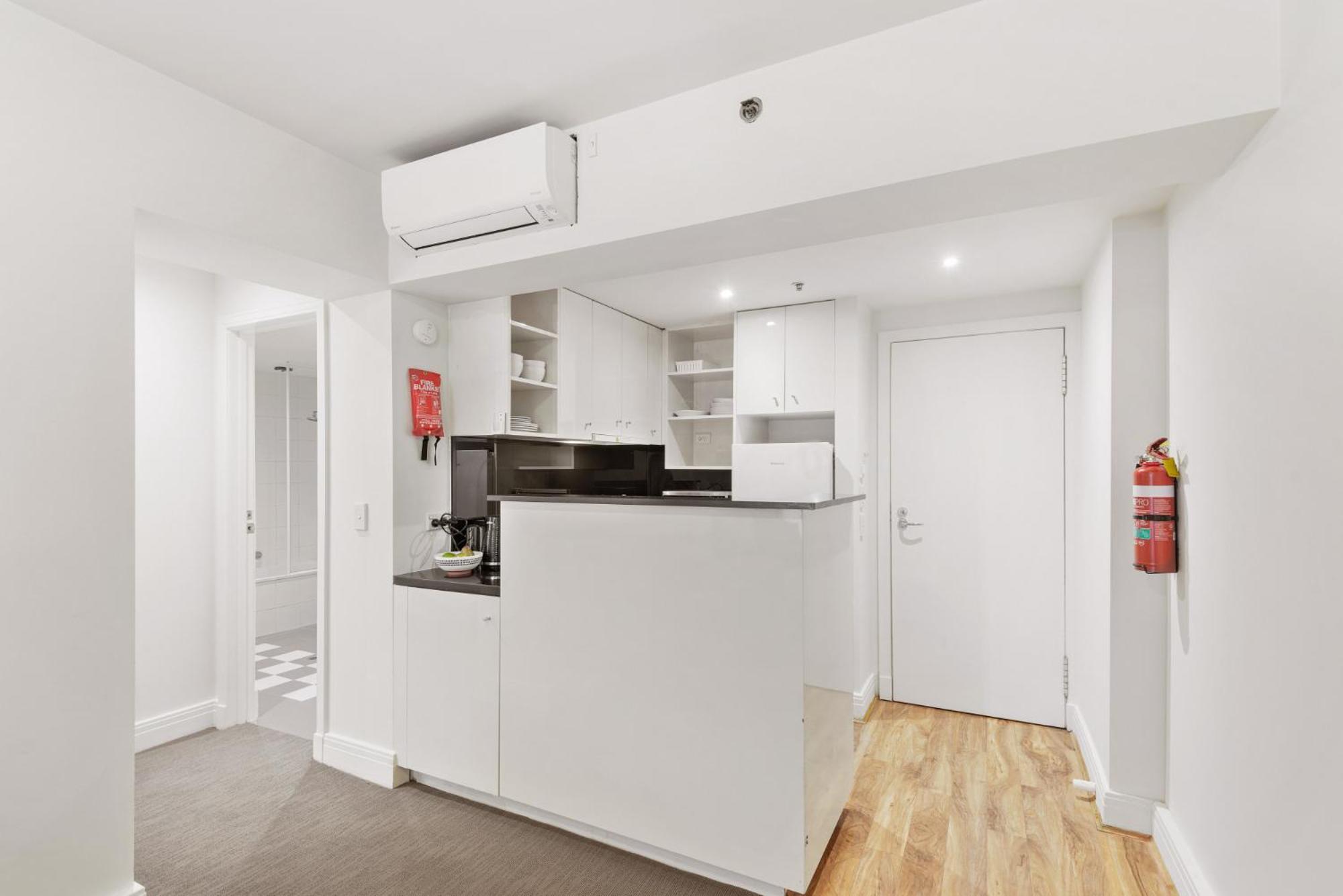 Apartment Chic 1-bed Steps From Shopping Street Melbourne
