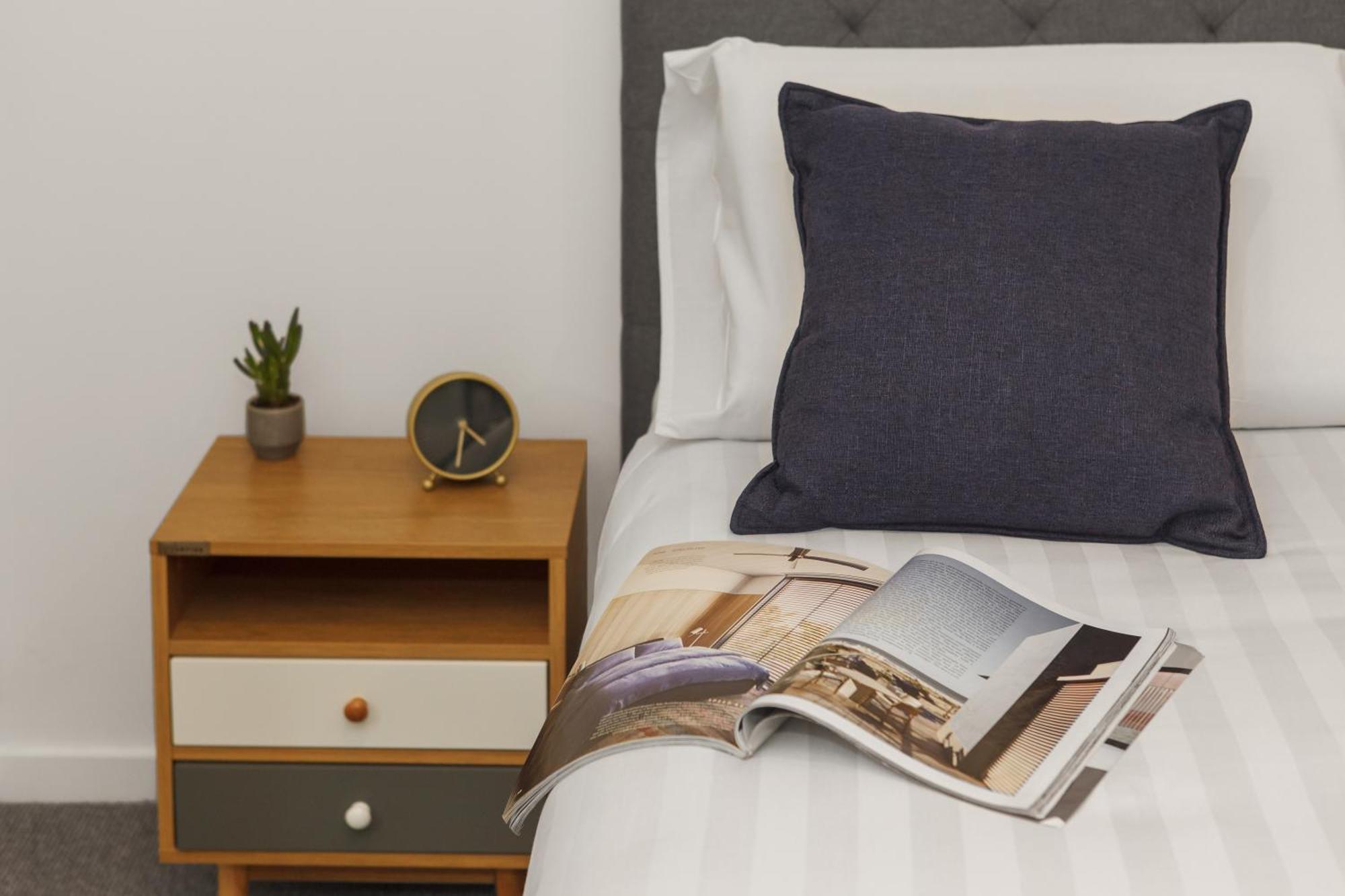 Simplicity - Modern Inner-city Living *