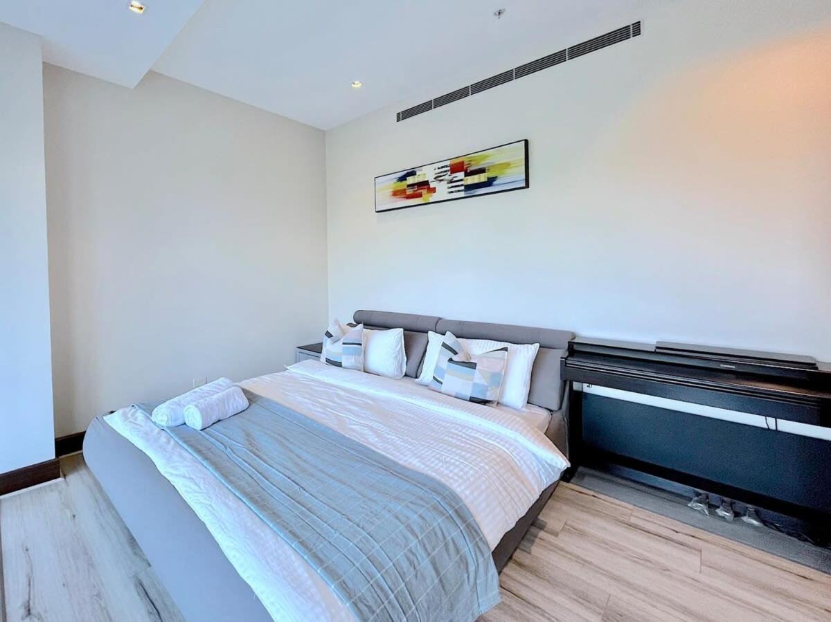 Grand St Kilda 2-story Sub-penthouse Apartamento *
