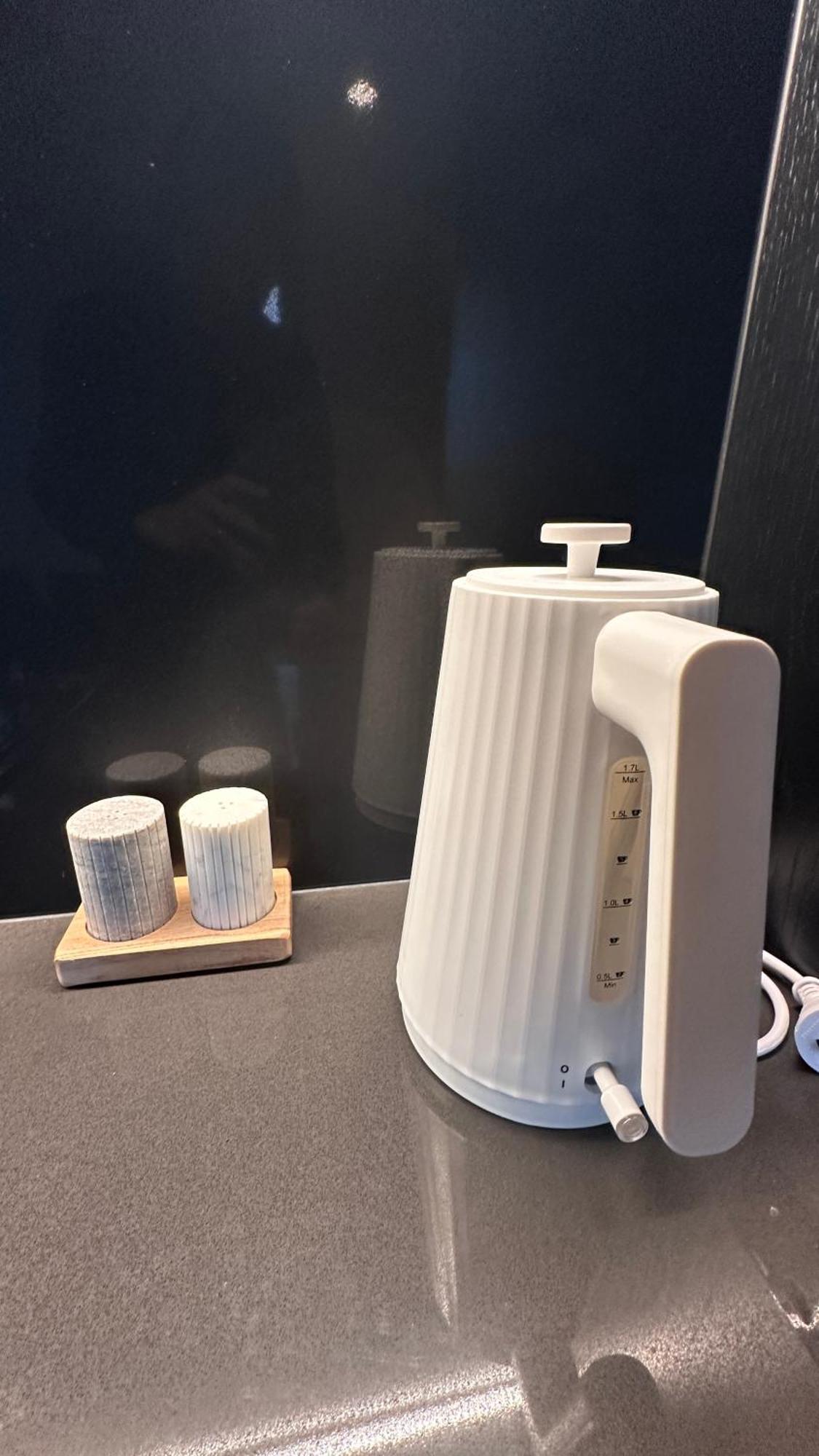 Apartment Nest Meet Empire *