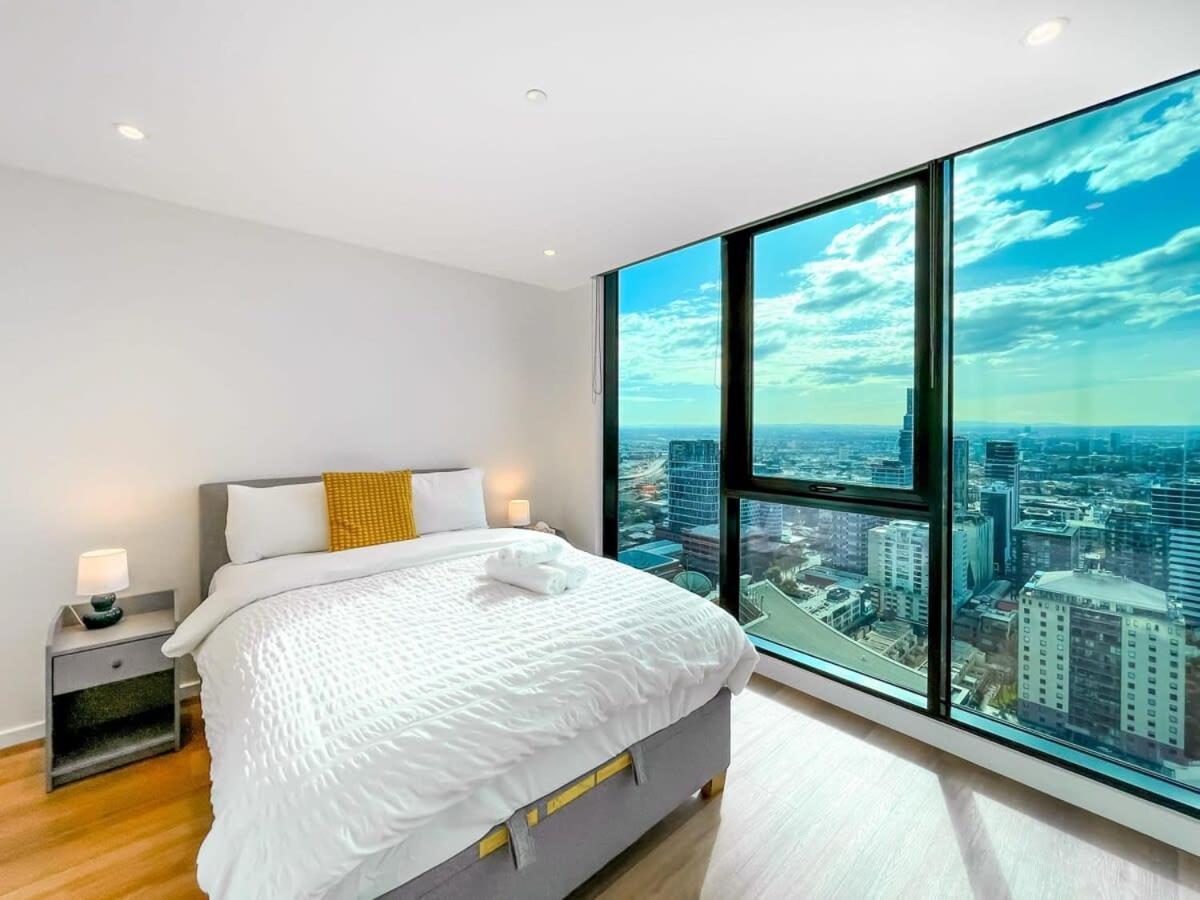 Pride Cbd Skyline View 2b2b Lv32 *