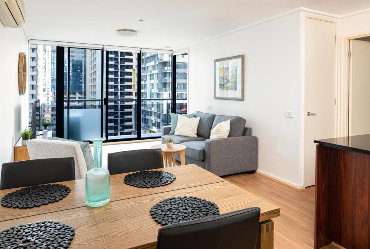 Cbd With A C Balcony & Pool Apartamento