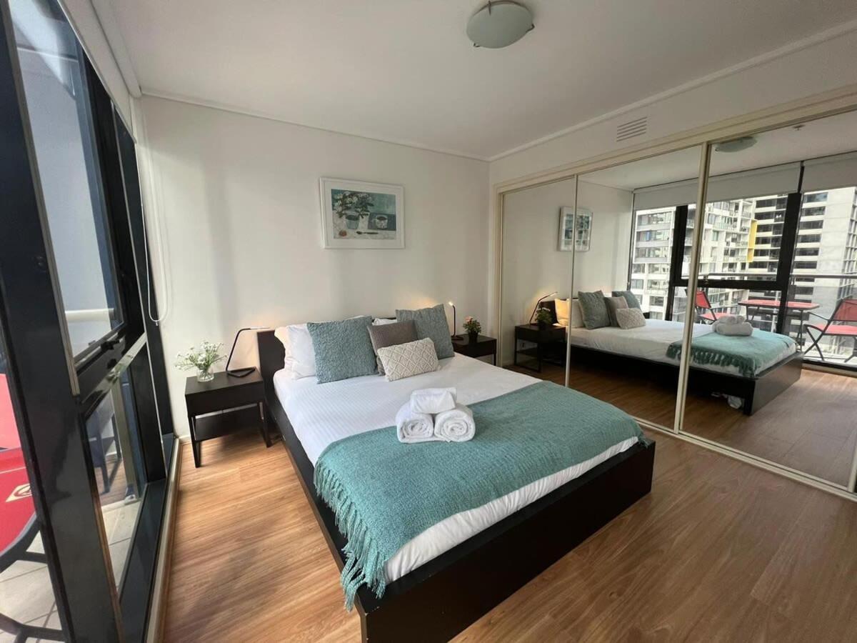 Cbd With A C Balcony & Pool Apartamento *