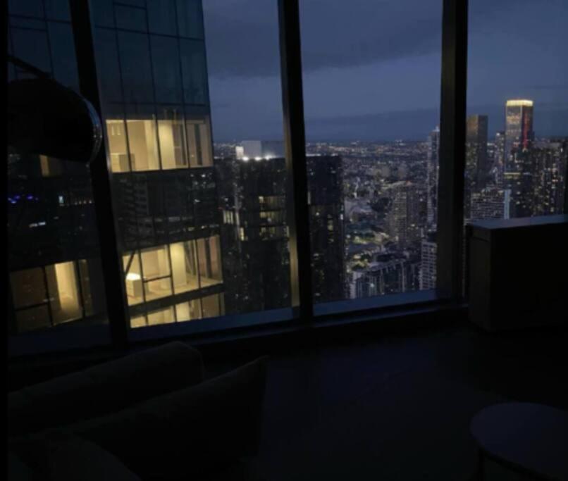 Lovely 2br Apartment, Cbd Southern Cross, Lvl 66 * Melbourne