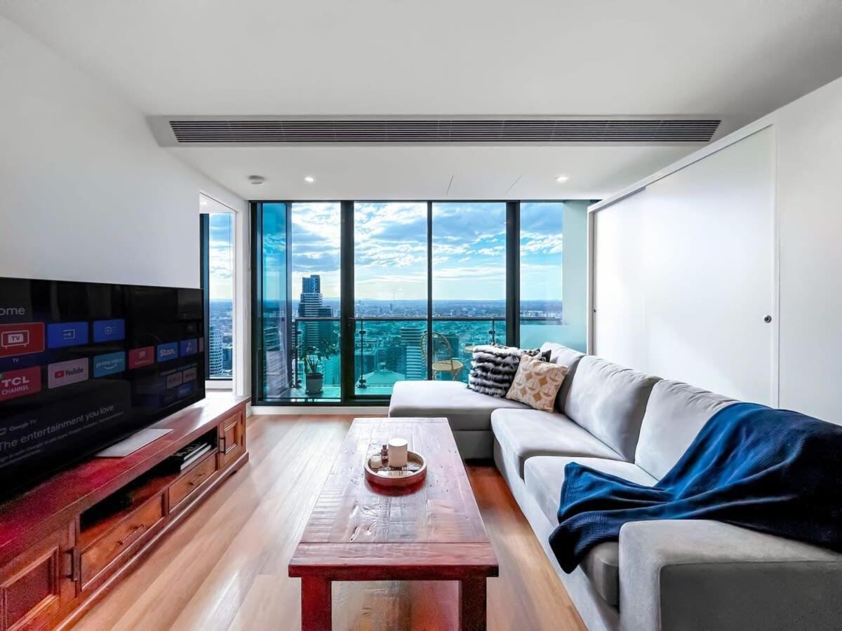 Pride Cbd Skyline View 2b2b Lv32 Apartamento