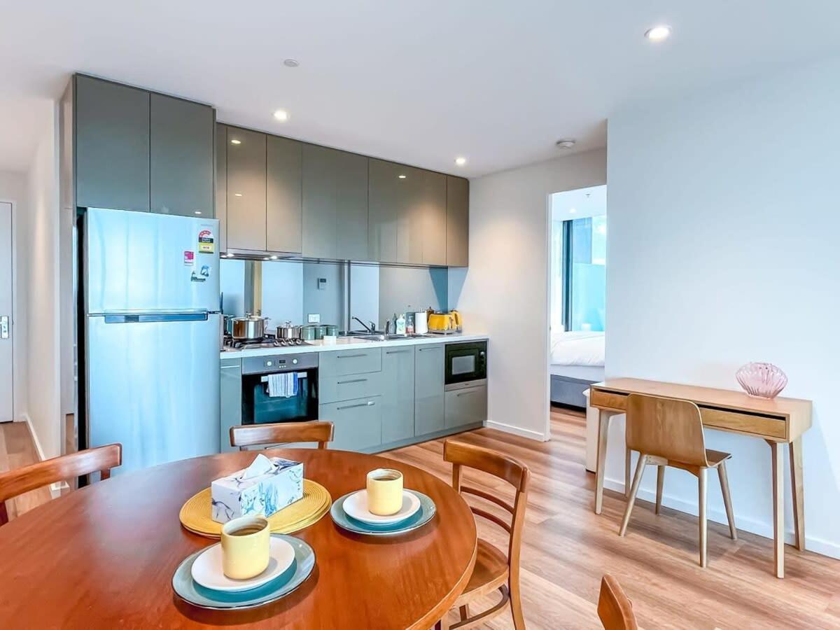 Pride Cbd Skyline View 2b2b Lv32 Apartamento Melbourne