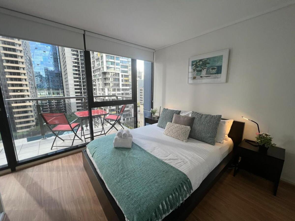 Cbd With A C Balcony & Pool Apartamento Melbourne