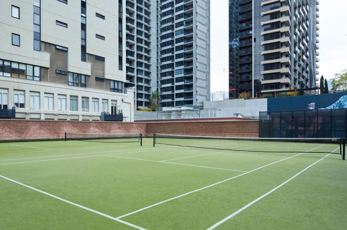 Cbd With A C Balcony & Pool Apartamento Melbourne