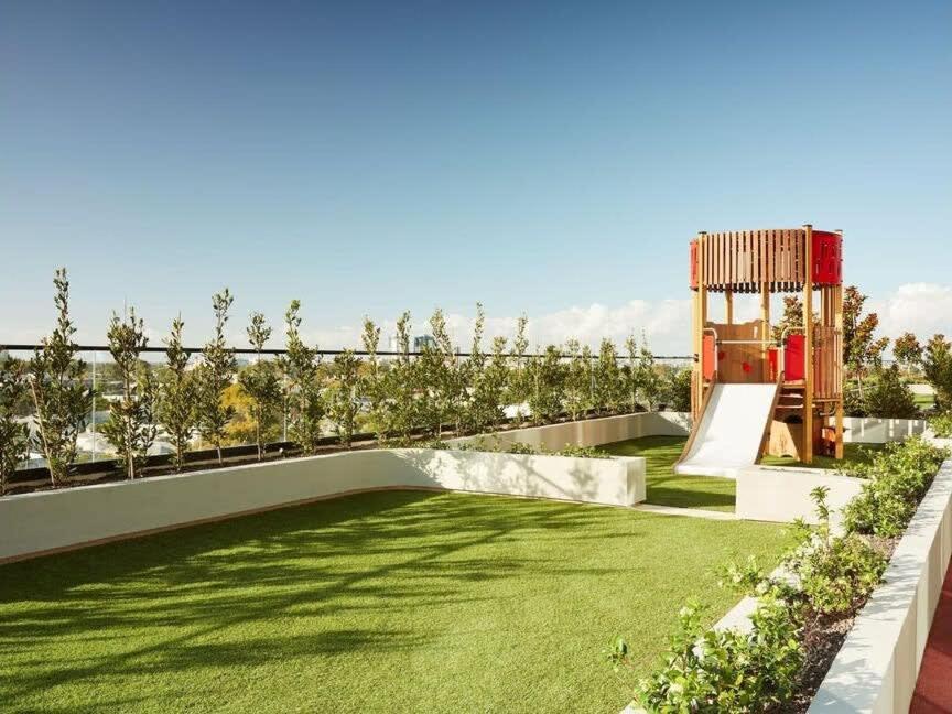 Apartment Modern 2b Bayviews*pool*gym *