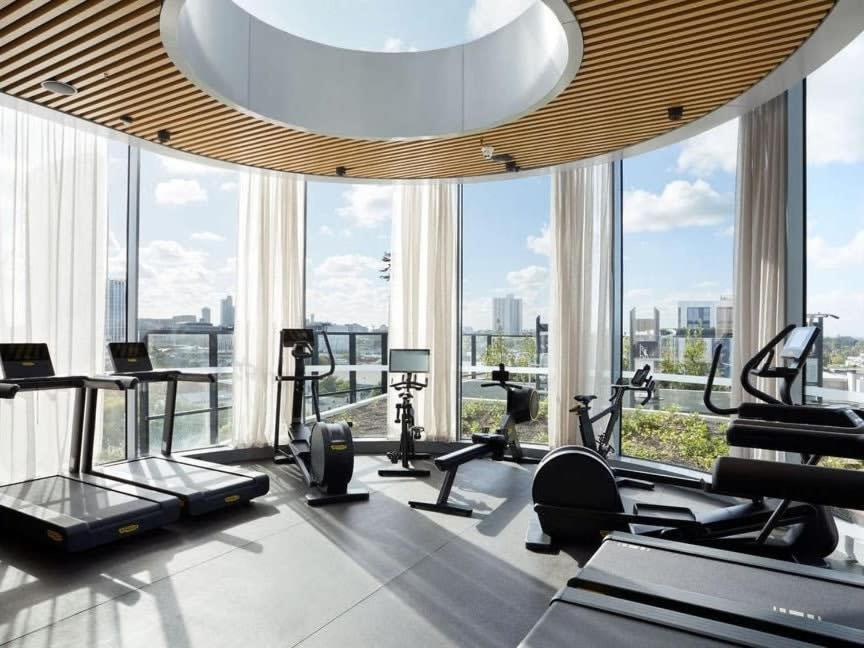 Modern 2b Bayviews*pool*gym *