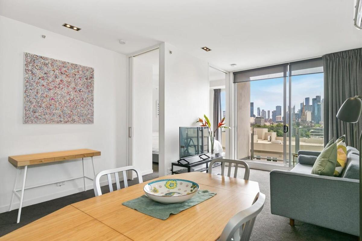 East Melb 2bed Parking Pet Friendly Melbourne