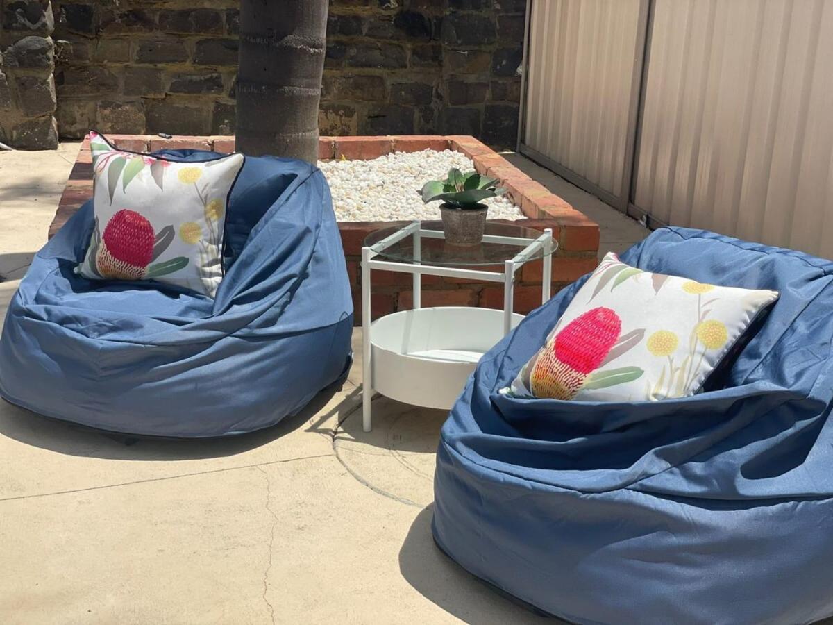 Evies White House Oasis I Pool & Close To Airport Melbourne