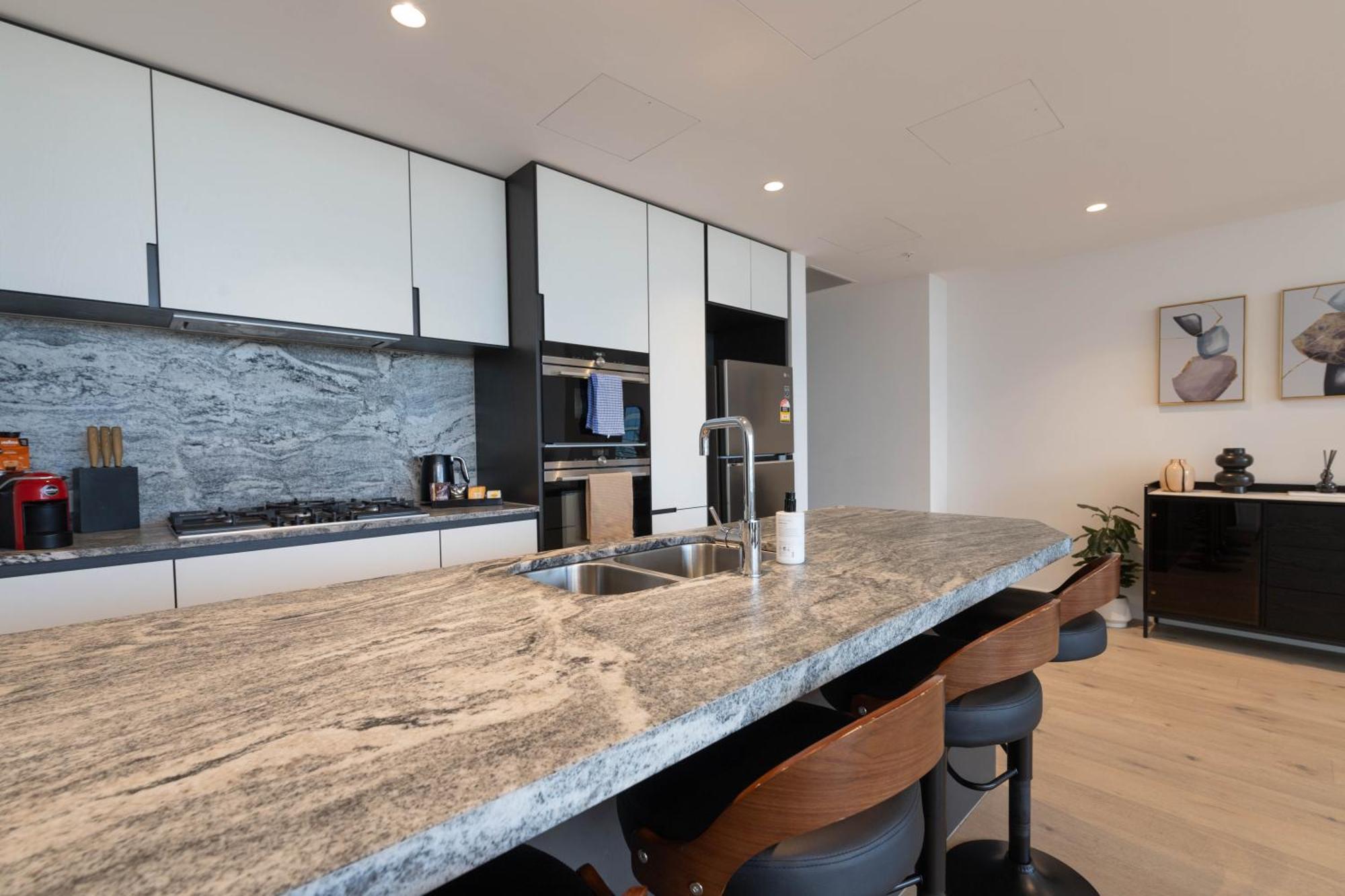Supreme 3 Bedroom In Cbd * Melbourne