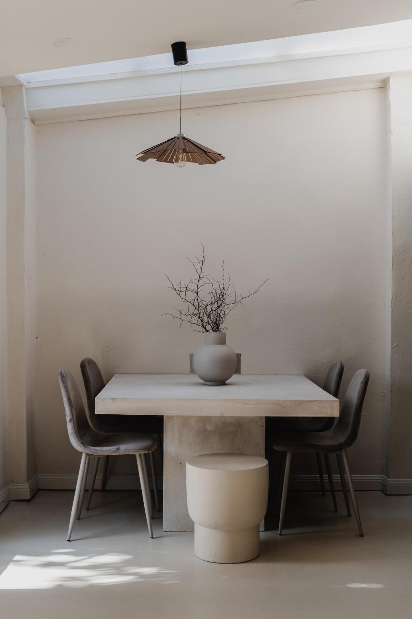 Boutique Stylish 3 Bedroom Family In With Parking