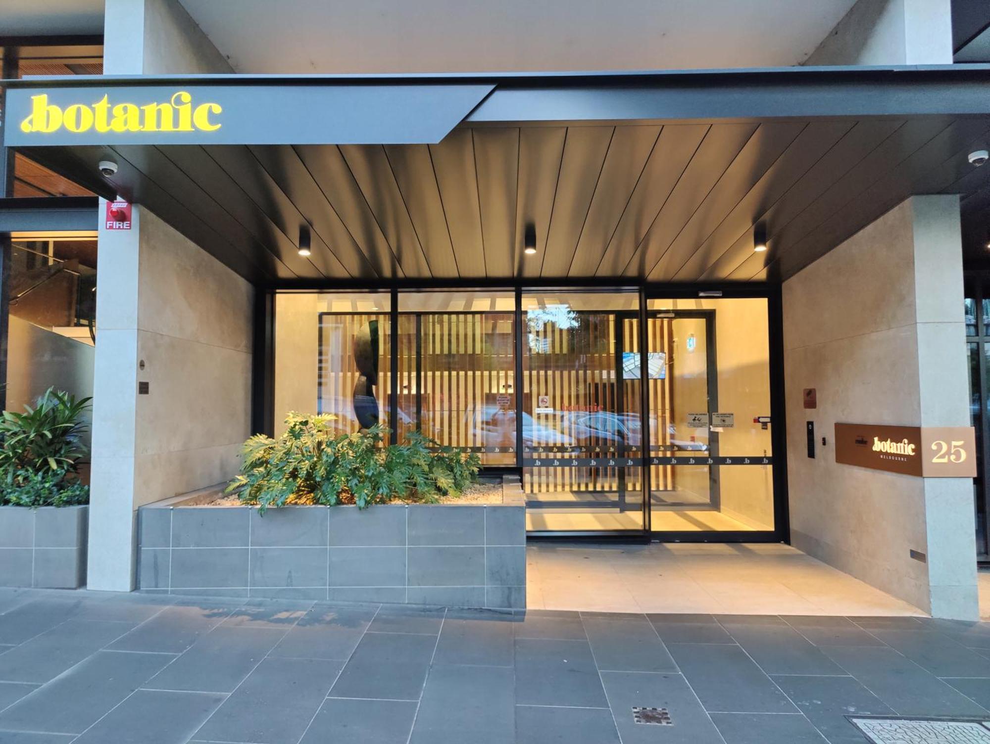 Botanic Chic*parking*poeoel*city Views*fast Wi-fi* * Melbourne