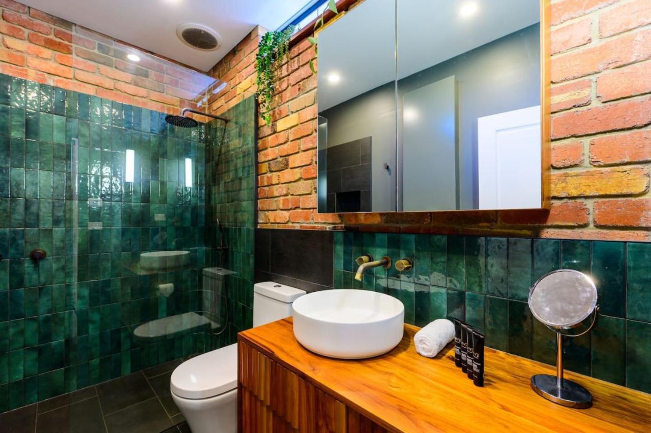 Soho, Warehouse Style Holiday home Melbourne