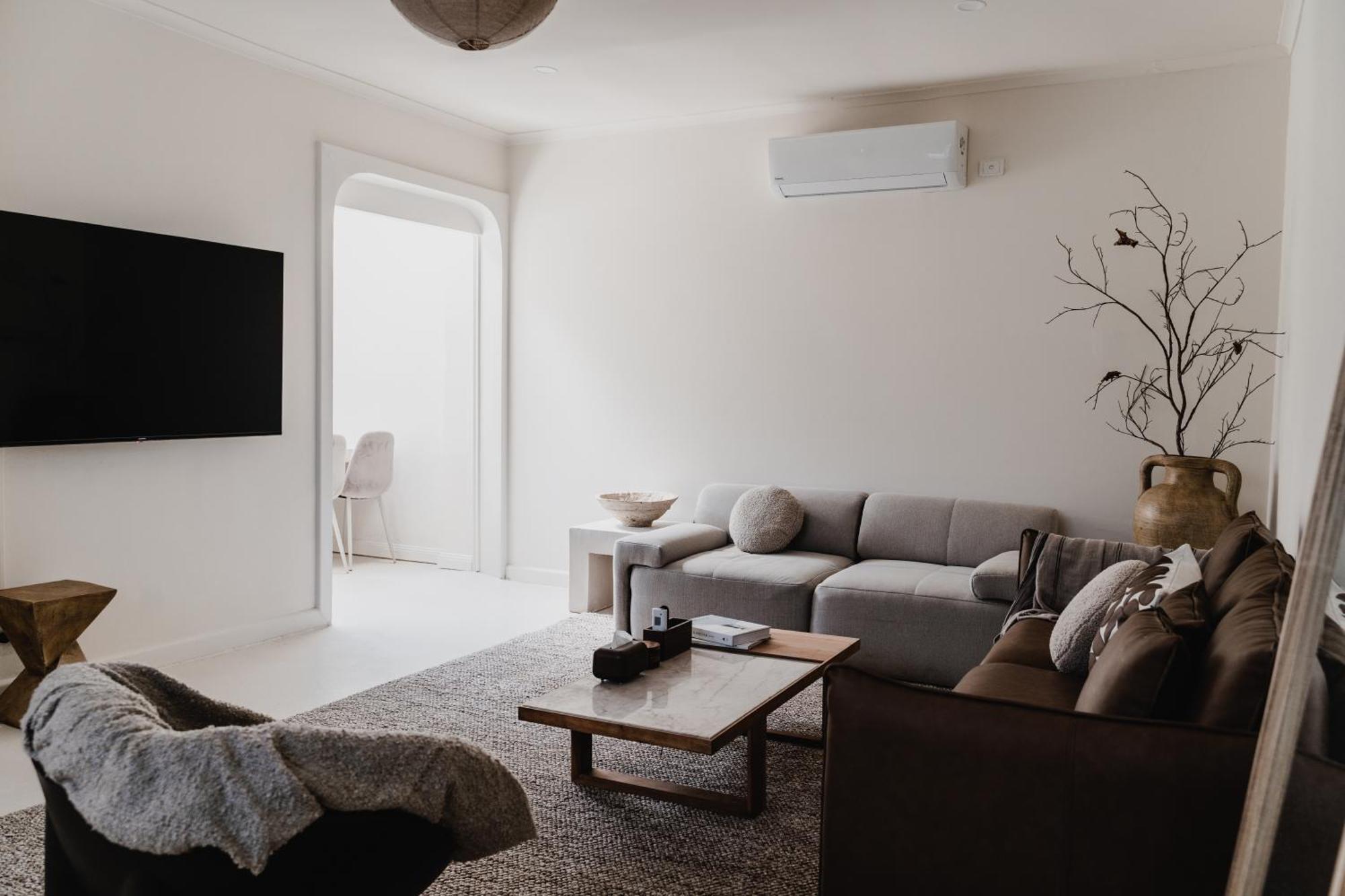 Boutique Stylish 3 Bedroom Family In With Parking Melbourne
