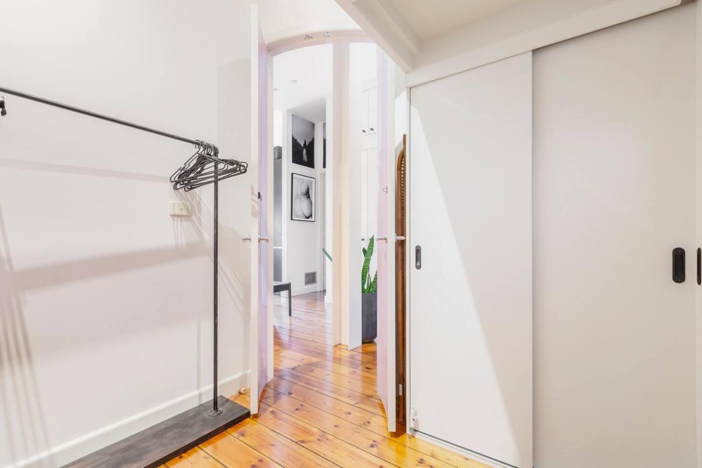 Collingwood Creative - Timeless Warehouse Loft *