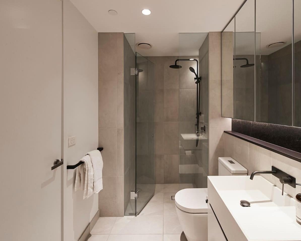 'modern Minimalism' Slate Chic In The Apartment