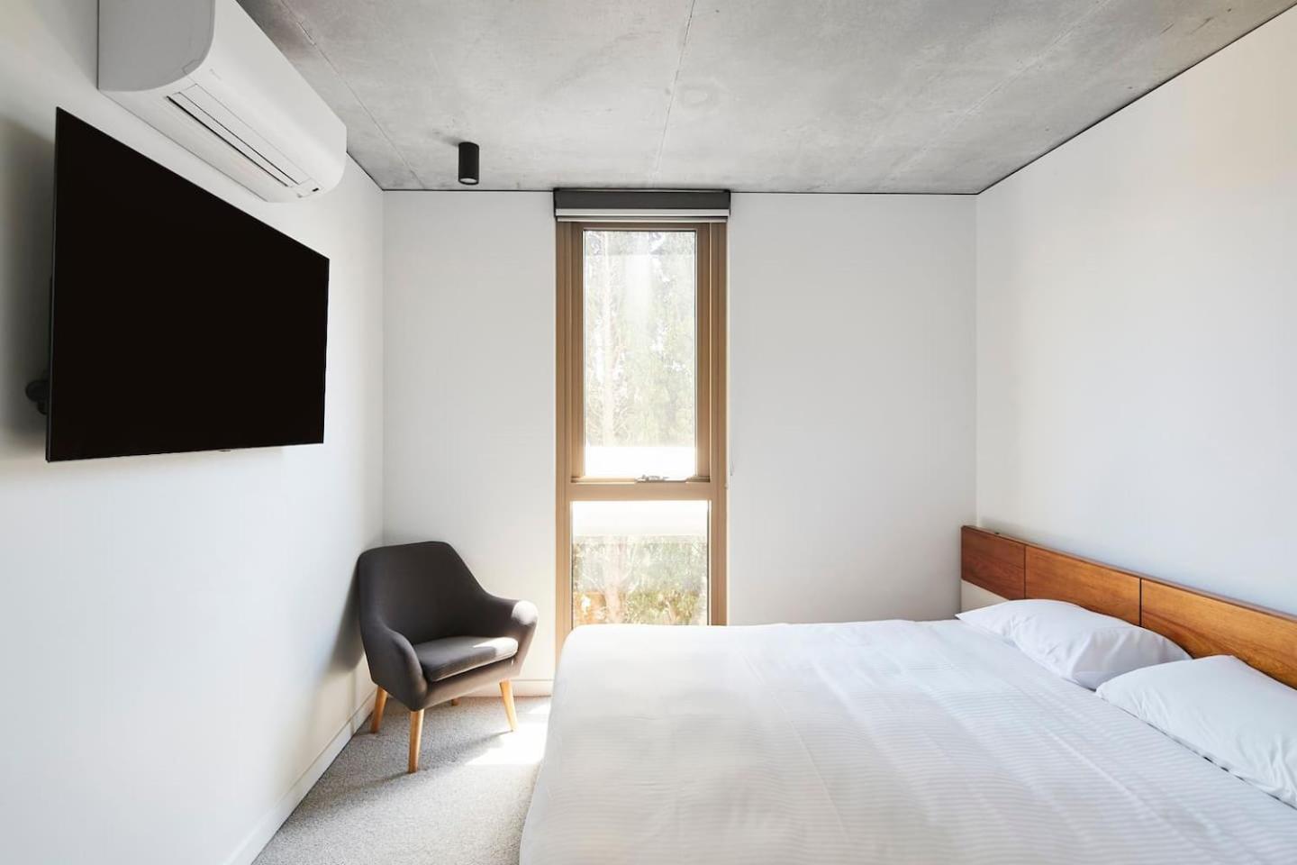 Apartment 'modern Minimalism' Slate Chic In The