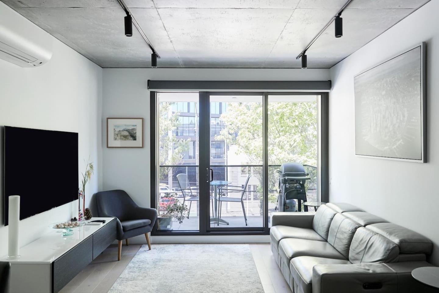 Apartment 'modern Minimalism' Slate Chic In The
