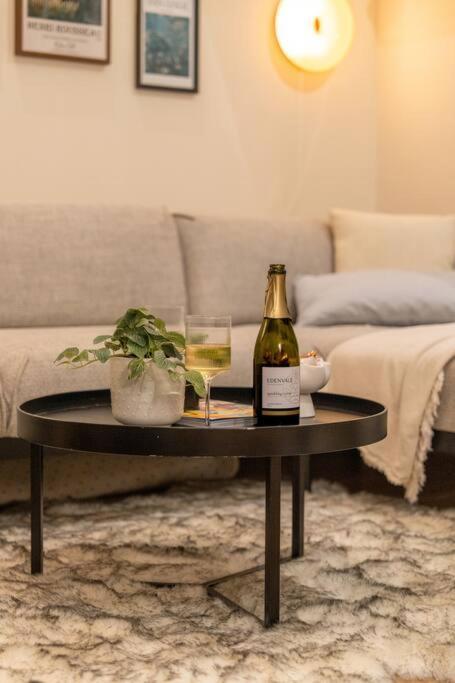 Apartment Loft On Collins/swanston - 2 Storey - 2 Bed 2 Bath Melbourne