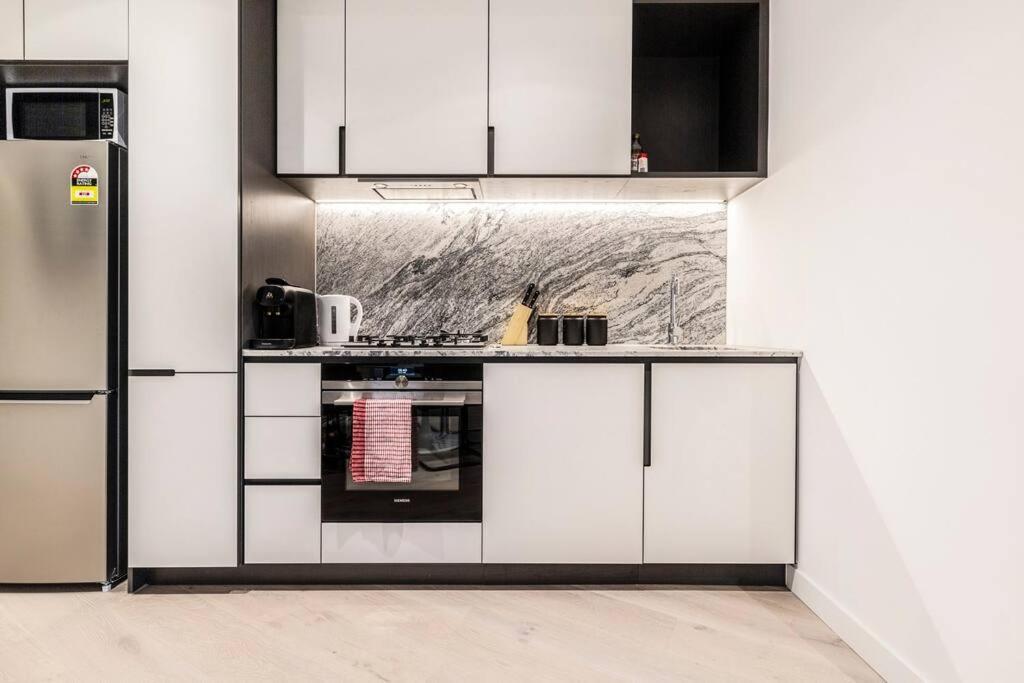 Apartment Brand New In Cbd Area! 71sqm, View *