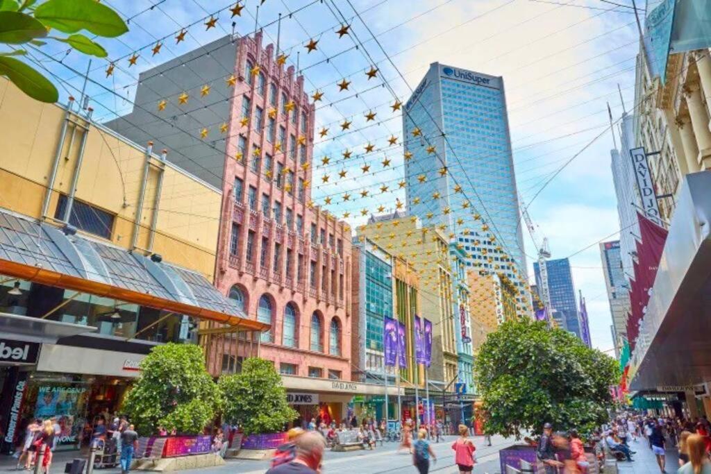 Brand New In Cbd Area! 71sqm, View Apartment *