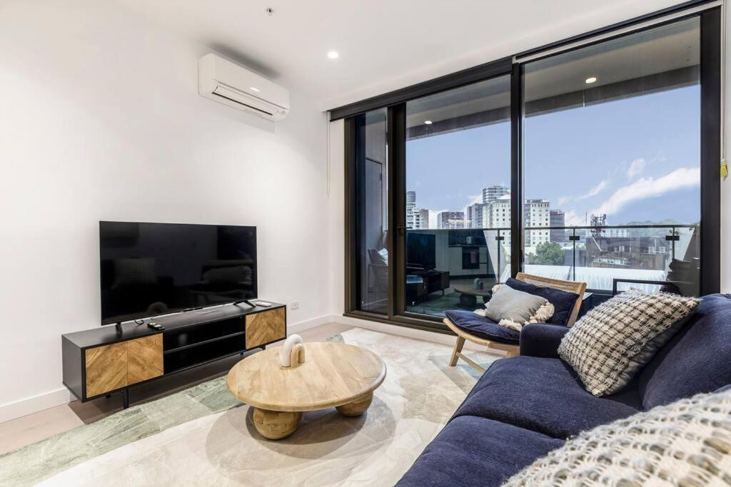 Apartment Brand New In Cbd Area! 71sqm, View