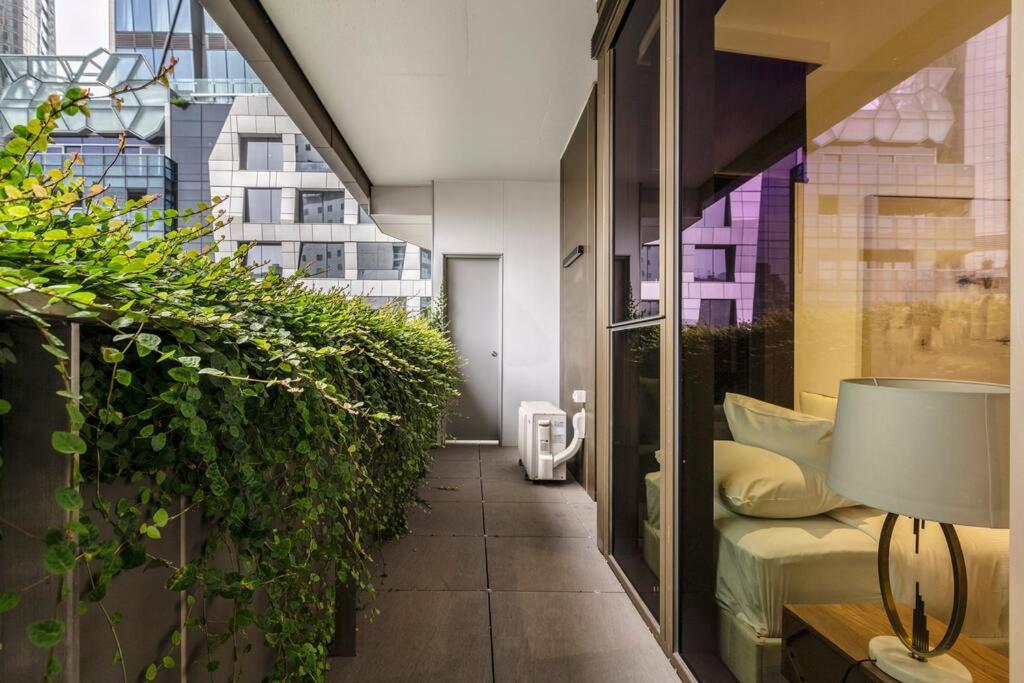 Brand New In Cbd Area! 71sqm, View *