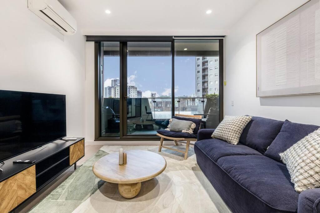 Apartment Brand New In Cbd Area! 71sqm, View *