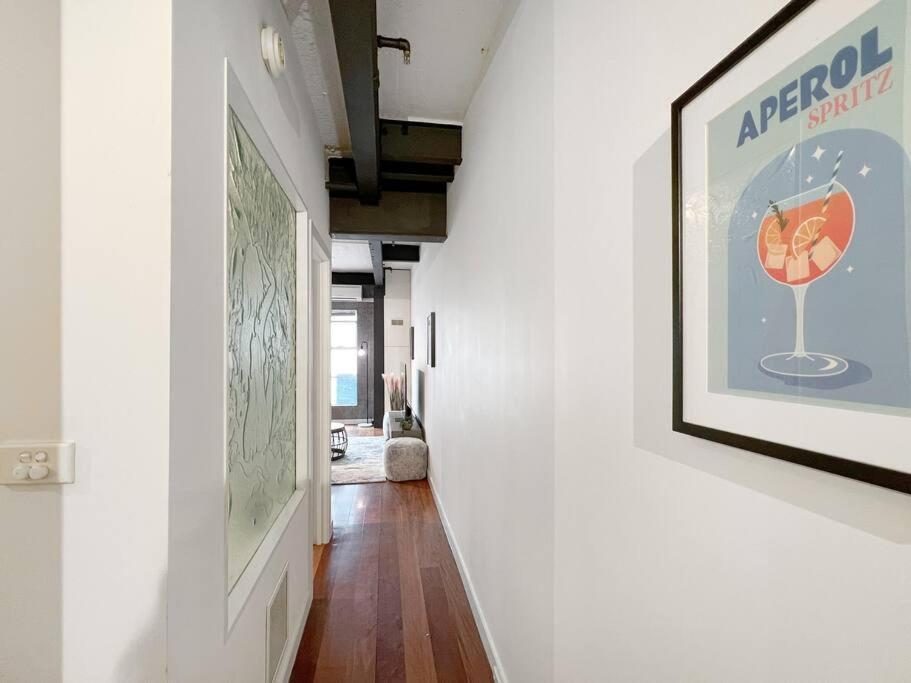 Warehouse Conversion Set 100 Metres From Bridge Rd Apartment
