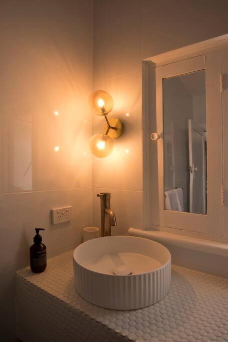Richmond Delights - 4 Bedrooms And A Big Backyard Melbourne